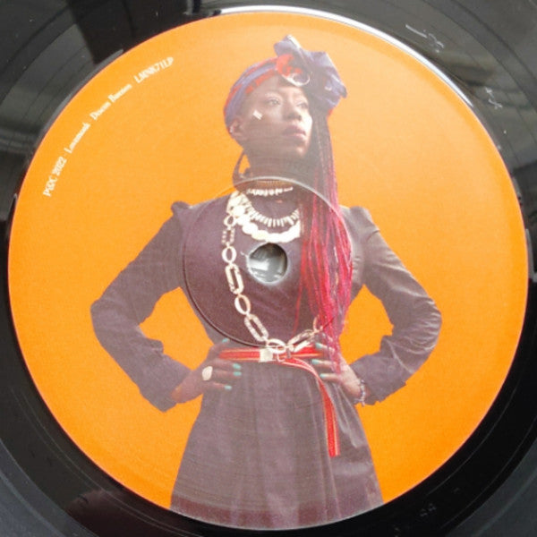 Shirley Davis & The SilverBacks - Keep On Keepin' On