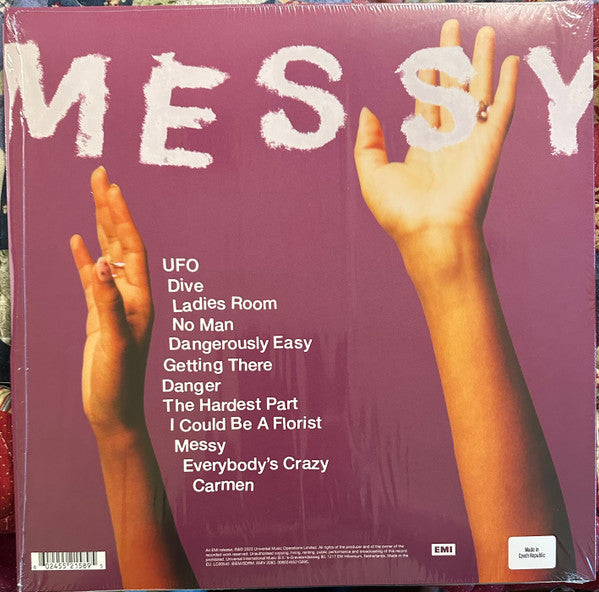 Olivia Dean - Messy